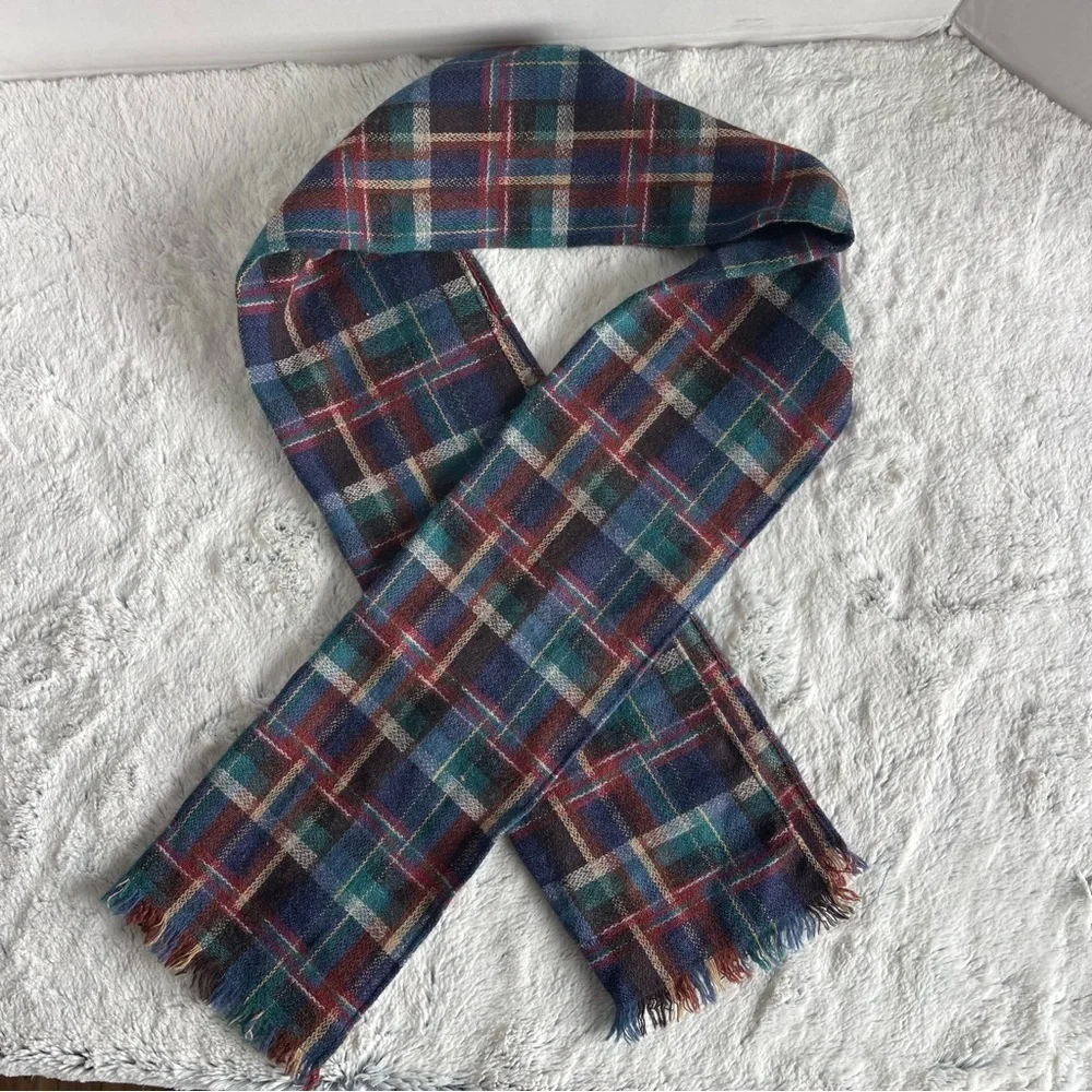 ECHO  Woolen Mills Plaid Flannel Wool Scarf Vintage